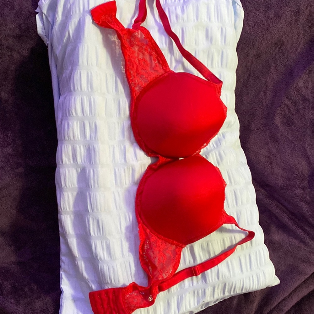 Victoria's secret bra